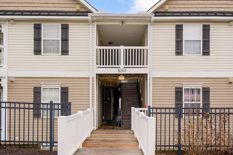 8010 Drury Ave #3D, Kansas City, MO 64119