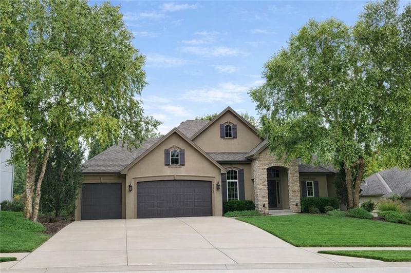 7803 N Hull Ave, Kansas City, MO 64151