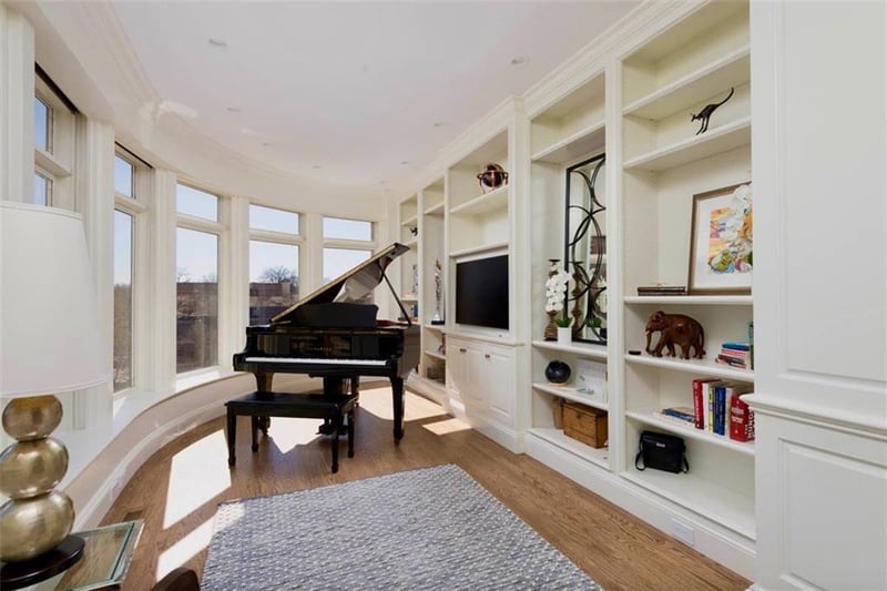 400 49th Ter #2056, Kansas City, MO 64112