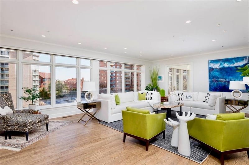 400 49th Ter #2056, Kansas City, MO 64112