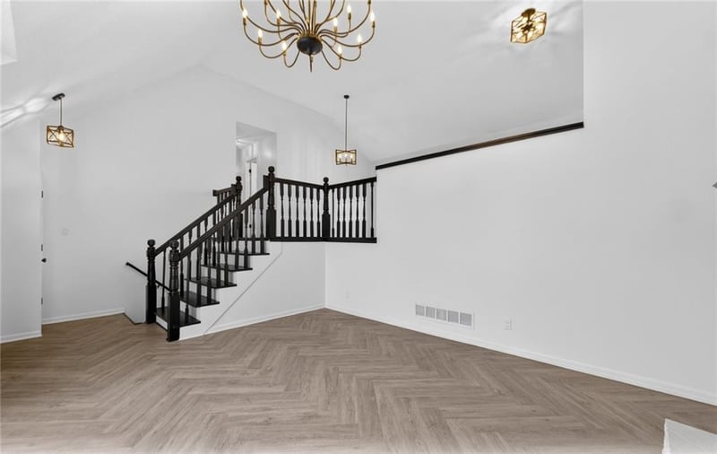 8000 148th St, Overland Park, KS 66223