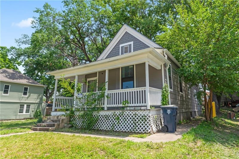 2915 Wabash Ave, Kansas City, MO 64109