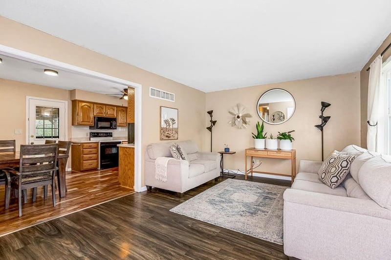409 Creach Dr, Warrensburg, MO 64093