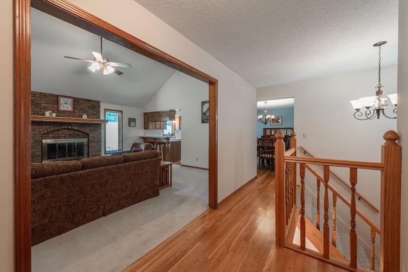 5116 Walden Dr, Kansas City, MO 64151