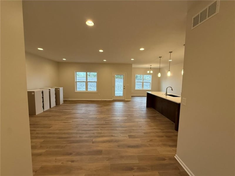 1003 George Ct, Effingham, KS 66023