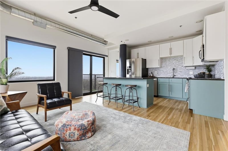 2940 Baltimore Ave #1204, Kansas City, MO 64108