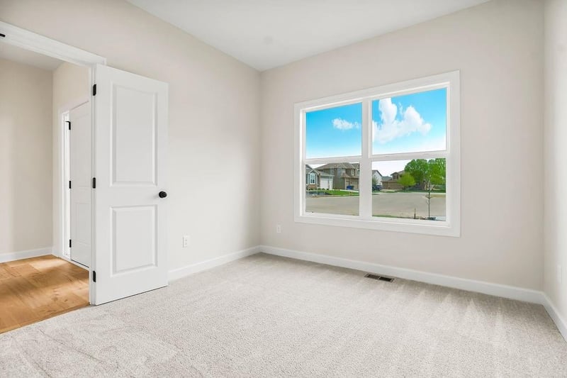 17428 163rd Pl, Olathe, KS 66062