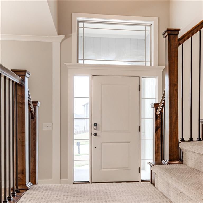 9735 Elm St, Kansas City, MO 64157