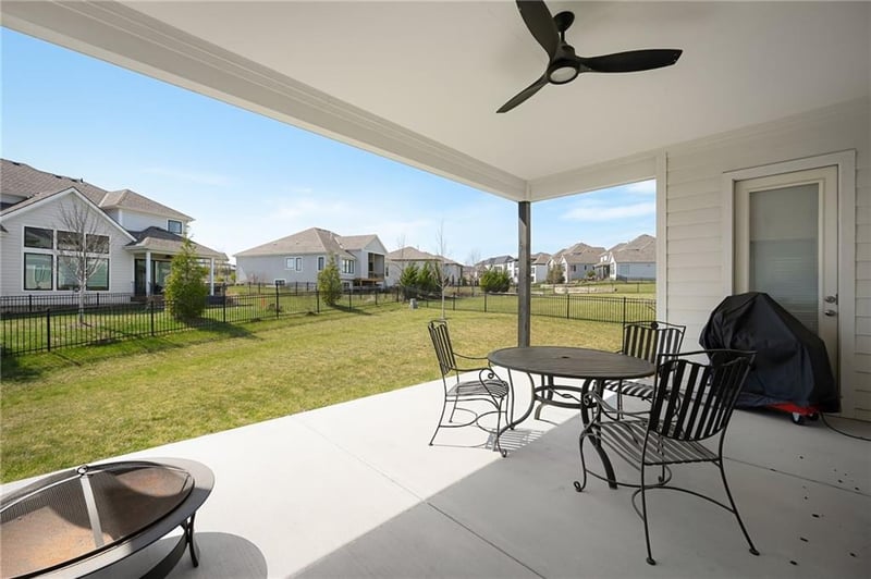 11903 W 167th Ter, Overland Park, KS 66221