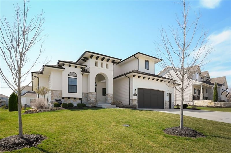 11903 W 167th Ter, Overland Park, KS 66221