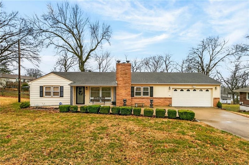 3803 62nd St, Kansas City, MO 64151