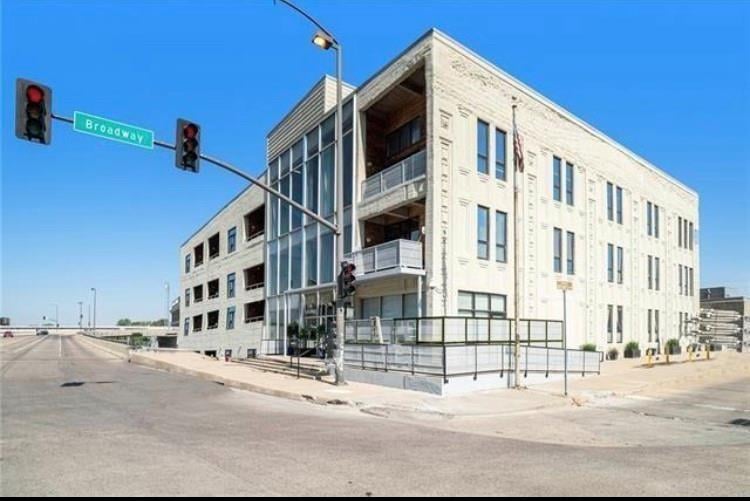 360 Pershing Rd #250, Kansas City, MO 64108