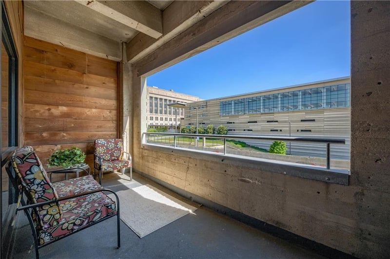 360 W Pershing Rd #250, Kansas City, MO 64108