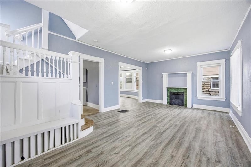 3617 Olive St, Kansas City, MO 64109