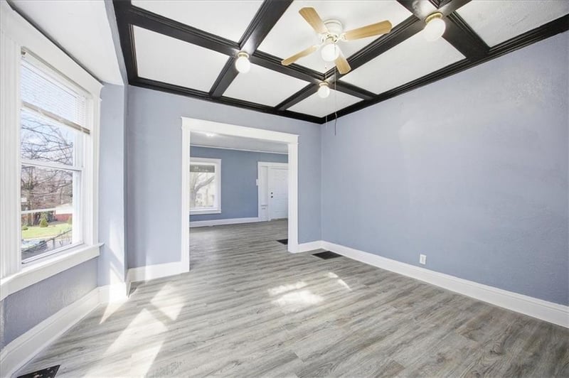 3617 Olive St, Kansas City, MO 64109