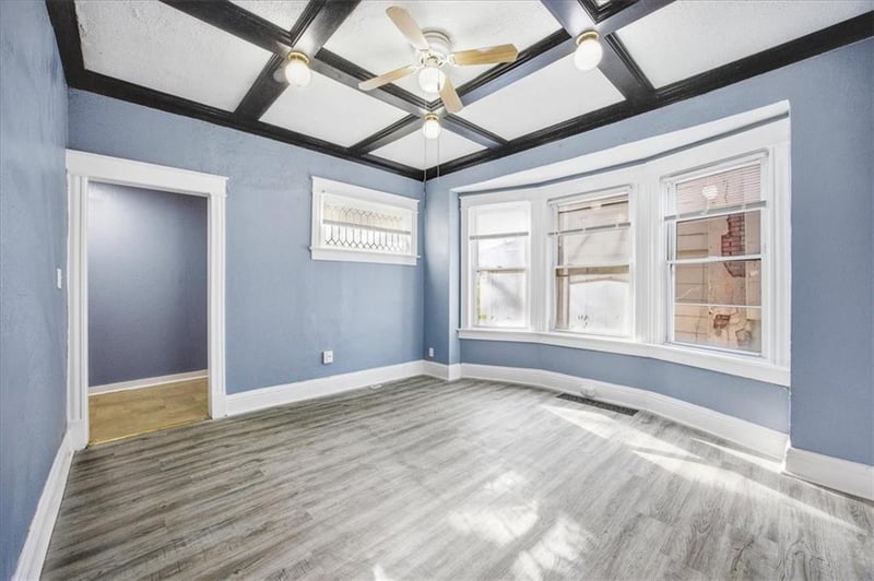 3617 Olive St, Kansas City, MO 64109