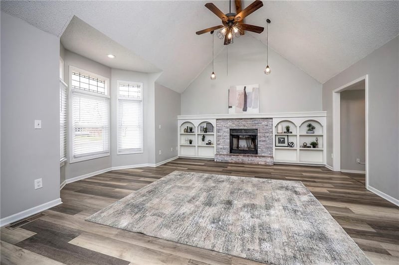 7745 154th Ter, Overland Park, KS 66223