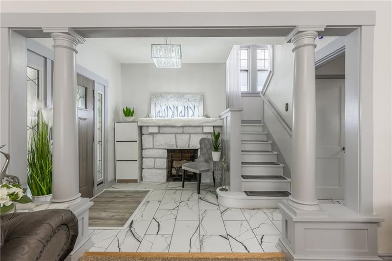 135 Elmwood Ave, Kansas City, MO 64123