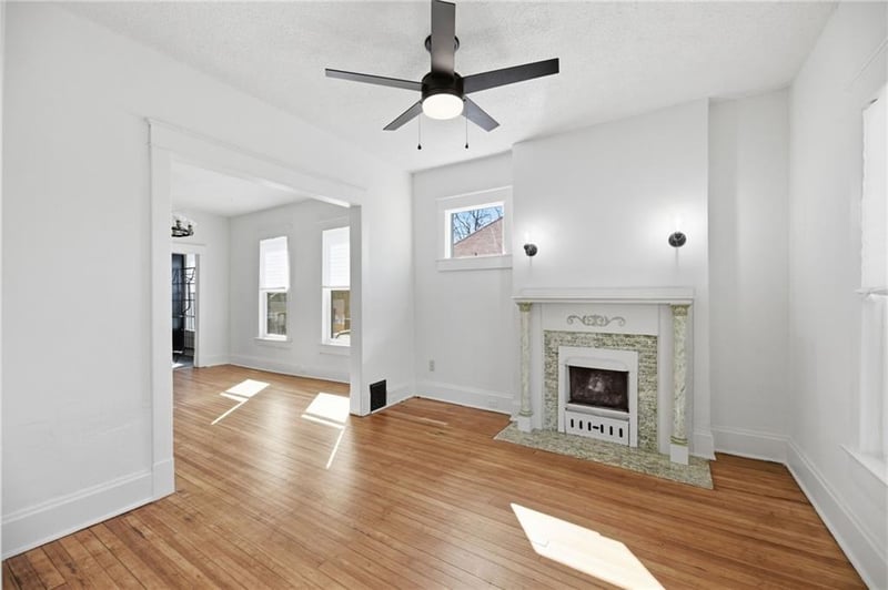 3327 Garfield Ave, Kansas City, MO 64109