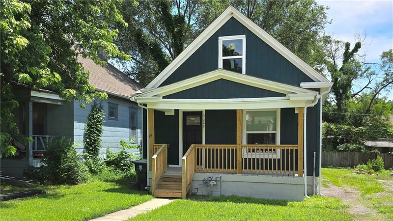 3327 Garfield Ave, Kansas City, MO 64109