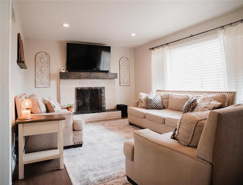 8308 Troost Ave, Kansas City, MO 64155