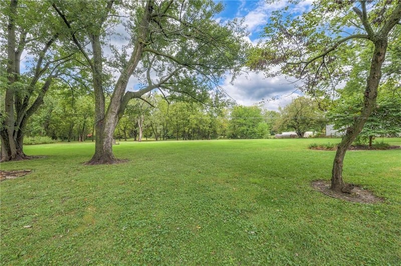 7540 197th St, Stilwell, KS 66085