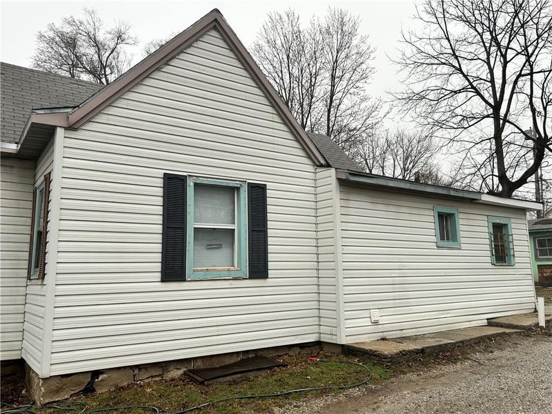537 Cedar Ave, Independence, MO 64053