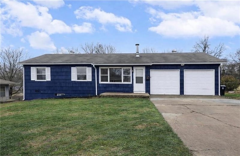 12305 52nd Ter, Kansas City, MO 64133