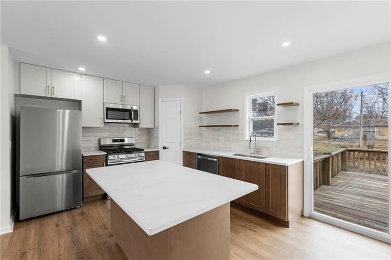 12305 52nd Ter, Kansas City, MO 64133