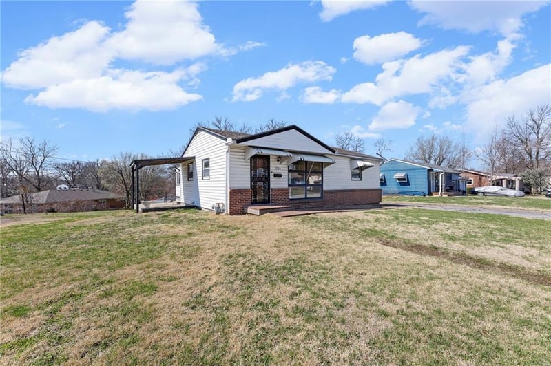 3234 36th St, Kansas City, KS 66104