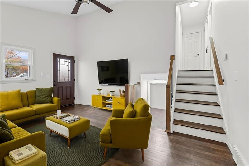 3507 Ruysser Rd, Kansas City, MO 64137