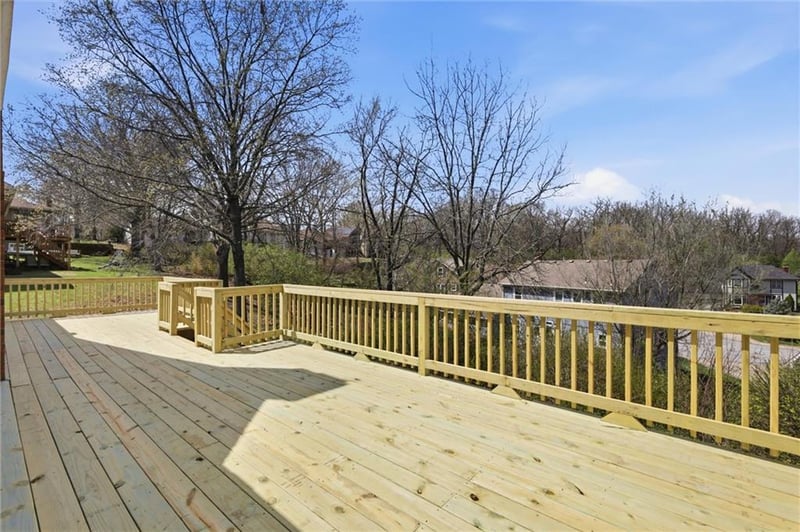 1206 Campbell St, Liberty, MO 64068