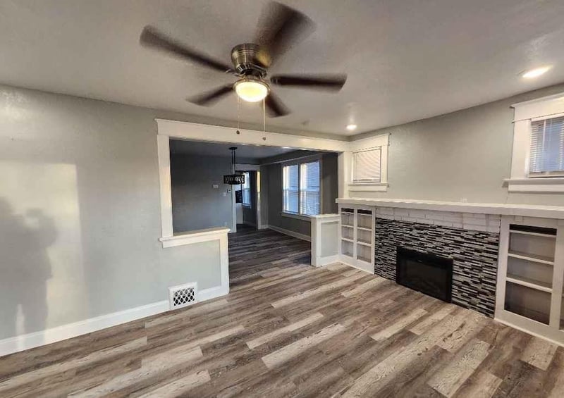 2617 Quincy Ave, Kansas City, MO 64127