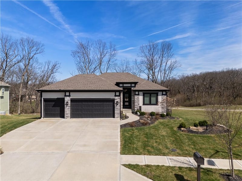 12213 N Virginia Ave, Kansas City, MO 64165