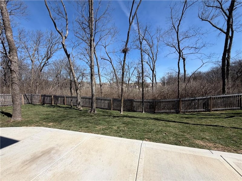 12213 Virginia Ave, Kansas City, MO 64165