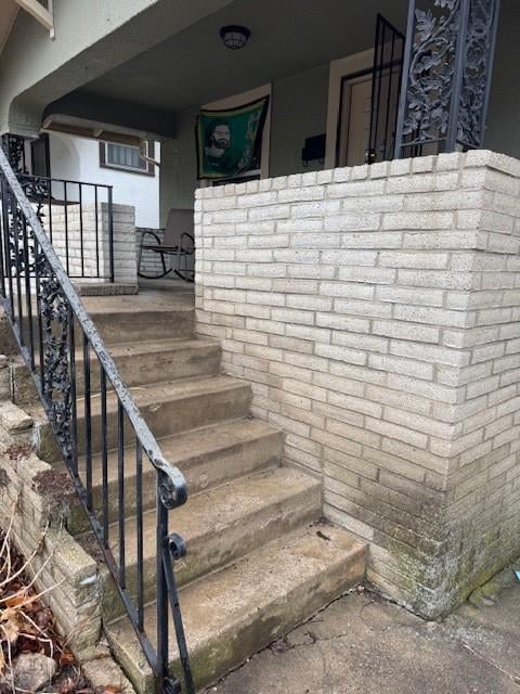 314 Kensington Ave, Kansas City, MO 64123