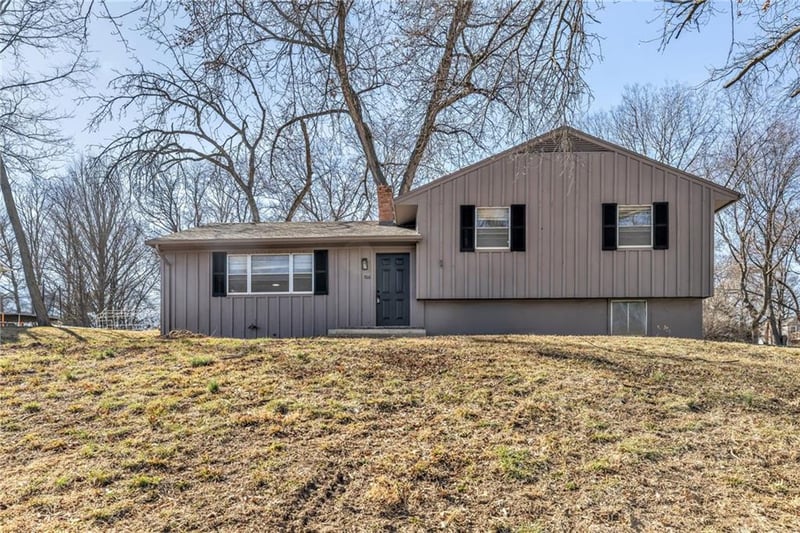 5700 Hutson Rd, Kansas City, MO 64151