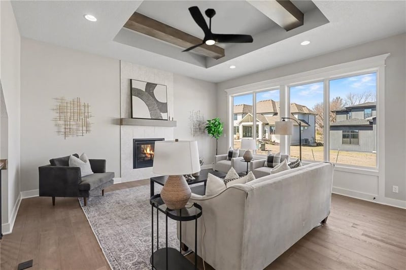 12404 184th St, Overland Park, KS 66013