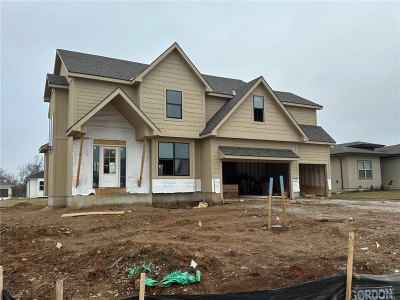 2614 Firefly Ln, Lee's Summit, MO 64082