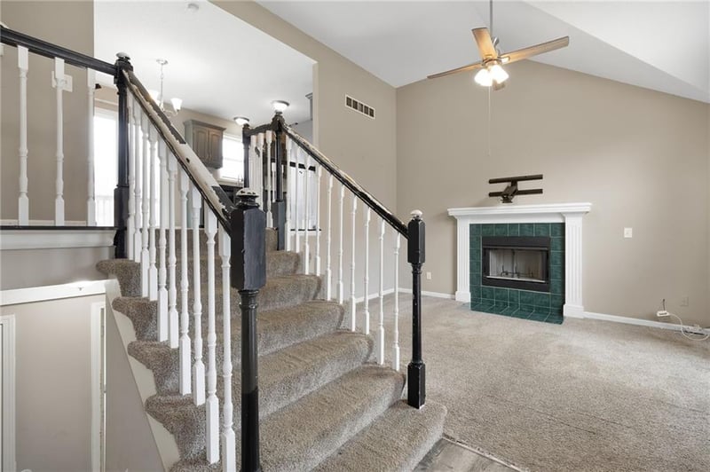 6315 48th Ct, Kansas City, MO 64119