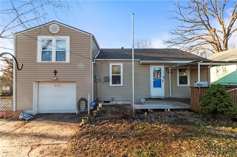 603 Myrtle St, Independence, MO 64055