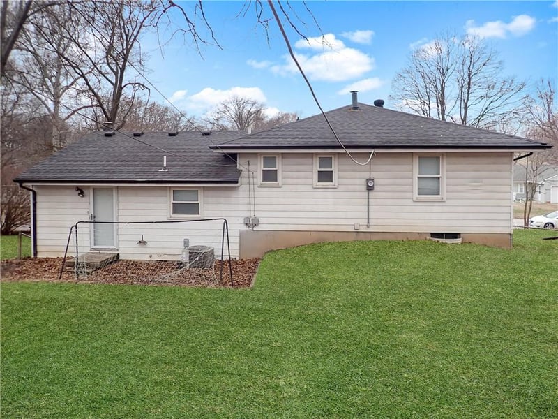 4245 Lister Ave, Kansas City, MO 64117