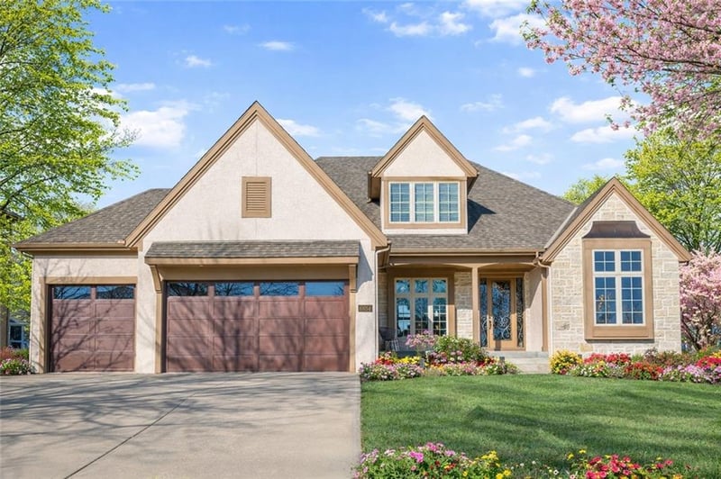 10654 168 Ct, Overland Park, KS 66221