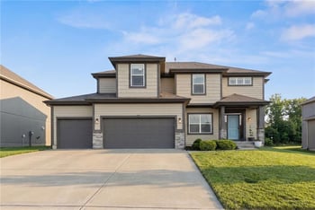 4800 95th Ter, Kansas City, MO 64156