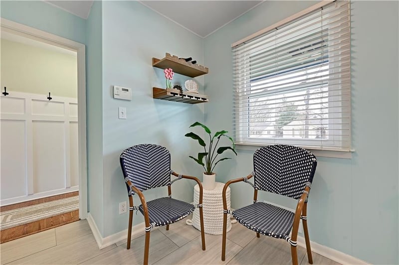 5814 84th Ter, Overland Park, KS 66207