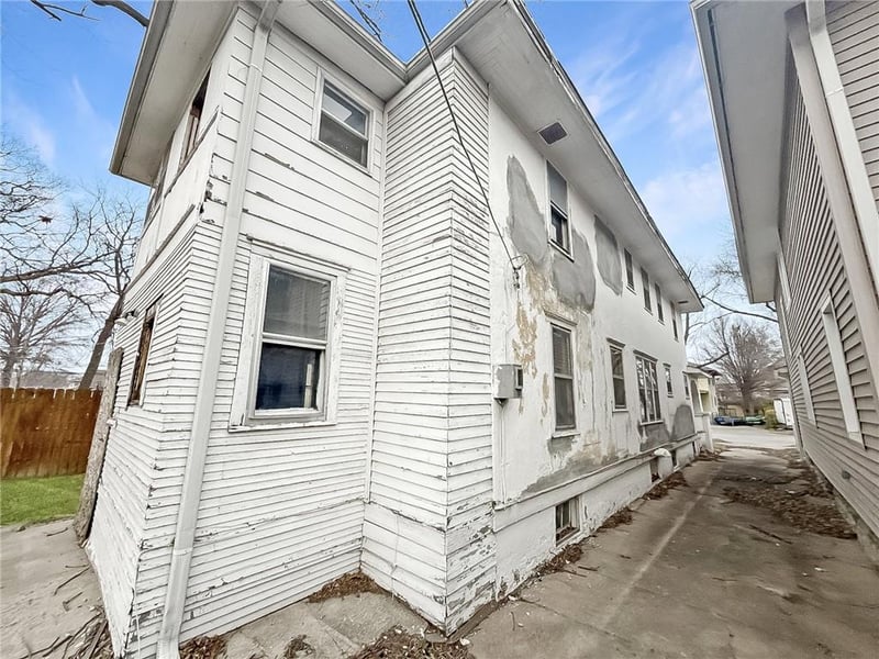 2016 Fayette St, Kansas City, MO 64116