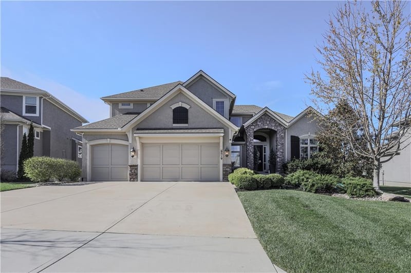 9519 151st Ter, Overland Park, KS 66221