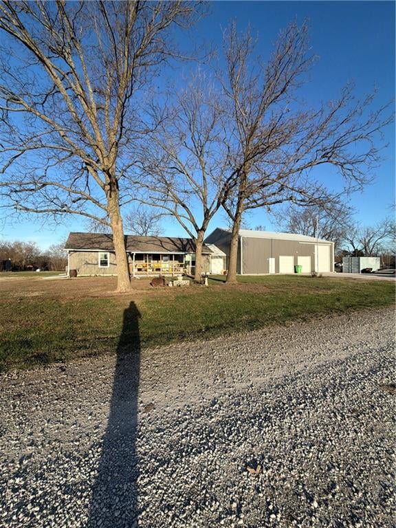 106 S Preston St, Kincaid, KS 66039
