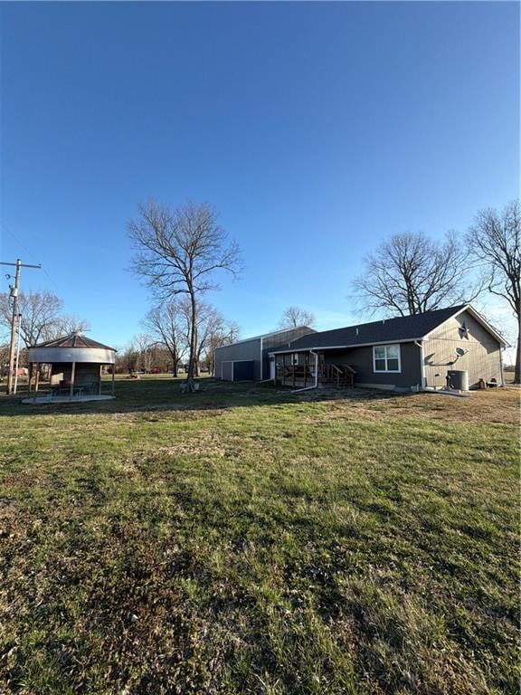 106 S Preston St, Kincaid, KS 66039