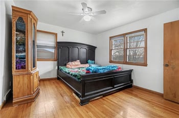 8225 Wood Ave, Kansas City, KS 66112